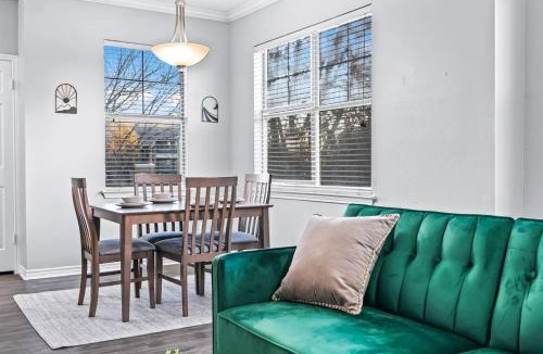 Fossil Creek Apartment | Luxe New Unit 2BR, 2BA Pool Access