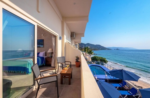 South Shore Hotel Area Villa | Luxurious Beachfront Villa, the safest swimming beach just 3.5 miles south of PV