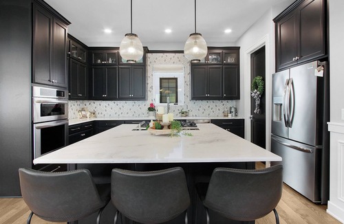 Otterbien Home House | Luxurious Custom-Built Home in Charming Lebanon, Ohio