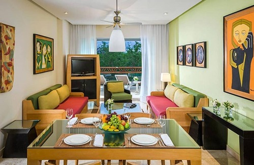Diamante Resort | Luxurious resort stay for a group/family with beautiful beach and amazing pools!