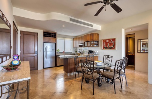Campo de Golf Fonatur Condo | Luxurious Vacation Rental Condo in Alegranza Resort - San Jose Del Cabo