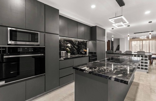 Marina Vallarta Condo | Luxury 2BR, 2BA condo in Marina Vallarta. Dream kitchen, golf, fishing packages.
