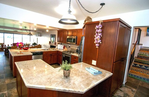 San Carlos Condo | Luxury 4 bed/4 bath Beach Front Condo - New and Completely Remodeled