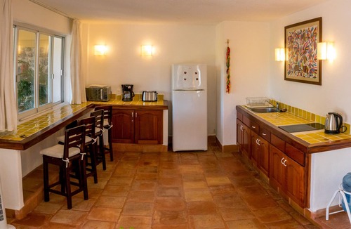Ixtapa - Zihuatanejo Condo | Luxury And Peaceful Little Condo With Direct Access To The Beach