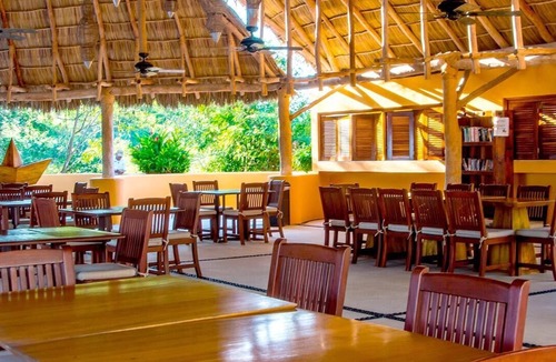 La Cruz de Huanacaxtle Apartment | Luxury Apartment with Beach and Jungle Club Included