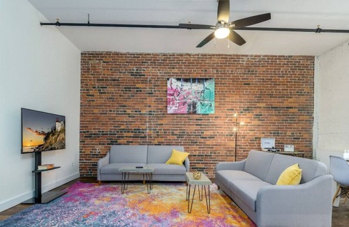 Bangor Apartment | Luxury Apartment in Downtown Bangor.