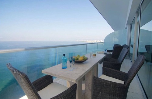 North Hotel Zone Apartment | Luxury beachfront condo in superb location
