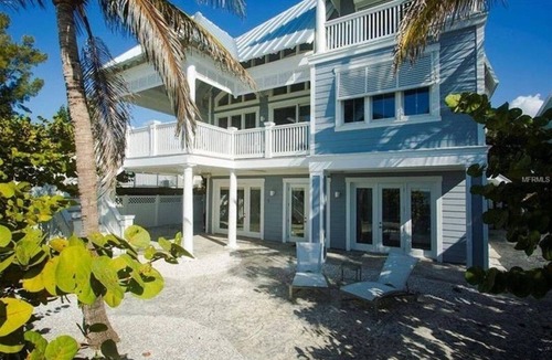 Sunset Beach House | Luxury Beachfront Home ....365 days of sunsets