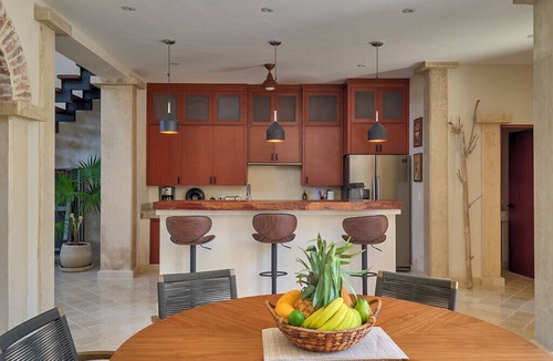 Barrio de Santiago House | Luxury Casa Lourdes in Merida, Centro