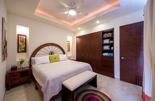 Romantic Zone Condo | Luxury Condo in Old Town, 2 Blocks from the Beach