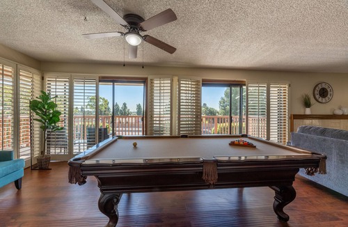 Harbor Condo | Luxury Condo in Prime Location! Close to Shopping and Beaches.