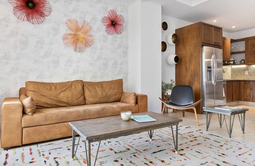 Amapas Condo | Luxury Condo steps from Los Muertos Beach V177 1BD Condo for rent in Old Town, P