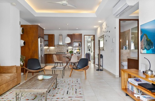 Amapas Condo | Luxury Condo steps from Los Muertos Beach V177 1BD Condo for rent in Old Town, P