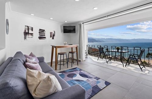 Fluvial Vallarta Condo | Luxury High Rise Condo just Steps Away from the Beach!