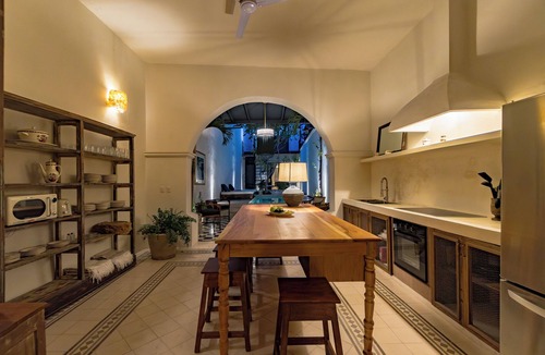 Zona Paseo Montejo Hotel | Luxury Historic 5BR Boutique hotel in Centro Walkable & Pool