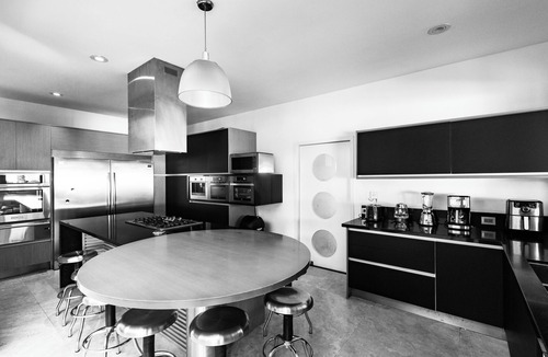 Sumiya House | Luxury home in Cuernavaca with pool, jacuzzi, steam room and pickleball court