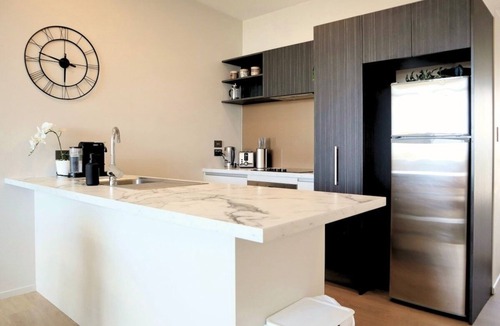 Mount Maunganui Condo | Luxury Manhattan Suite | Exclusive City Escape