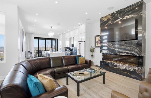 Mount Adams House | Luxury Mt. Adams Retreat Suites