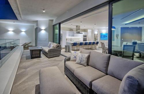 Puerto Penasco House | LUXURY NEW OCEANFRONT CONDO 5BR Sleeps 12