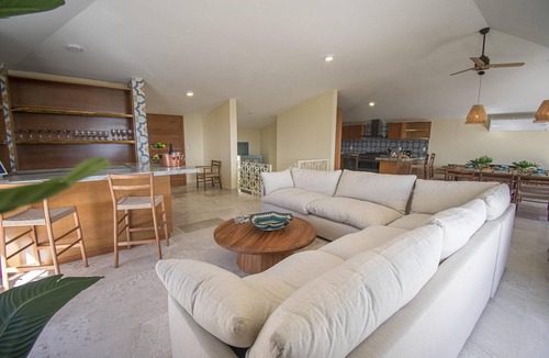 Balcones de Loma Linda House | Luxury on the hill Vista Hermosa