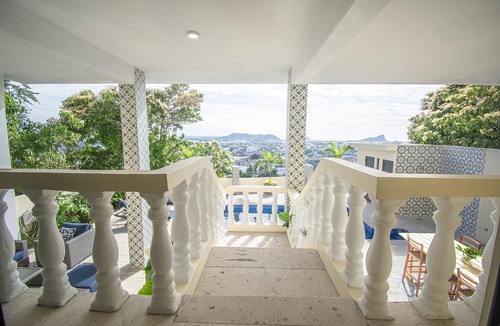 Balcones de Loma Linda House | Luxury on the hill Vista Hermosa