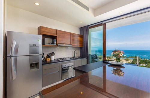 La Cruz de Huanacaxtle Apartment | Luxury one bedroom studio - Alamar -with beach club and on site Pools and Gyms