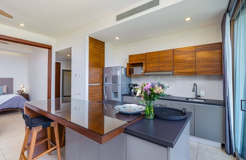 La Cruz de Huanacaxtle Apartment | Luxury one bedroom studio - Alamar -with beach club and on site Pools and Gyms