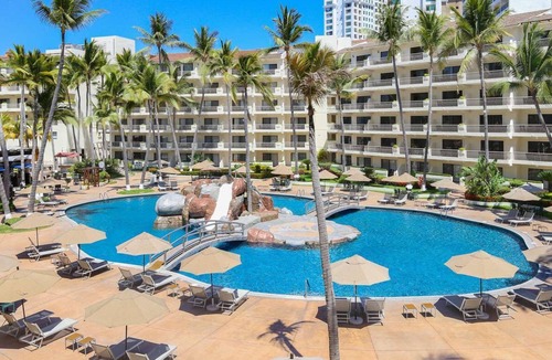 Isla Iguana Resort | Luxury Resort on the Puerta Vallarta Beach