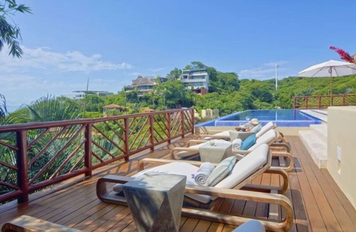 La Cruz de Huanacaxtle House | Luxury staffed villa chef included access to beach