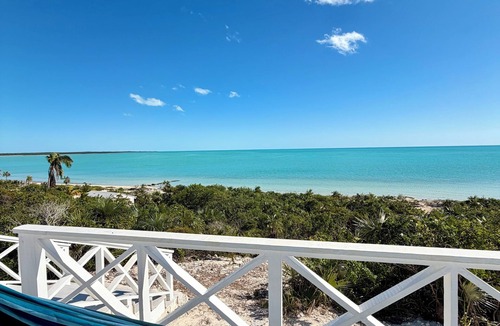 Forbes Hill Villa | Luxury Simplicity On The Beach, Little Exuma. Brand new, 2 bedrooms.