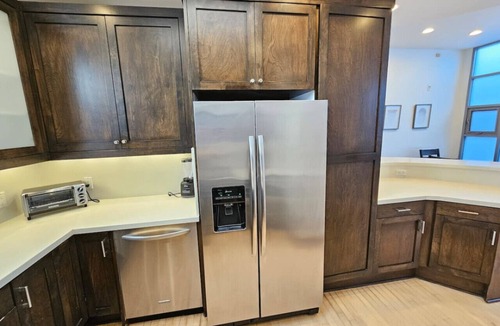 Venice House | Luxury Venice 3 bedroom 2 bath, 1 block to Beach!