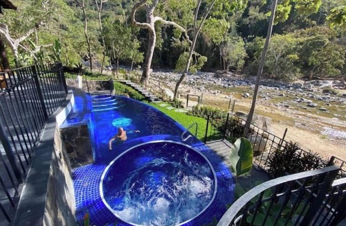 Boca de Tomatlan Villa | Luxury Villa Casa Brittany @ Boca de Tomatlan