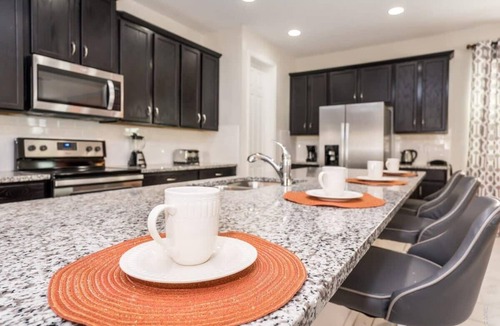 Florida Central Atlantic Coast House | Luxury Villa, huge West-facing pool, Themed Rooms!
