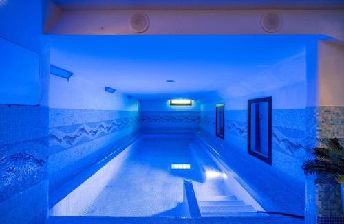 Palau Villa | Luxury Villa in Girona with Indoor Pool & Garden Base for Costa Brava, France and Barcelona