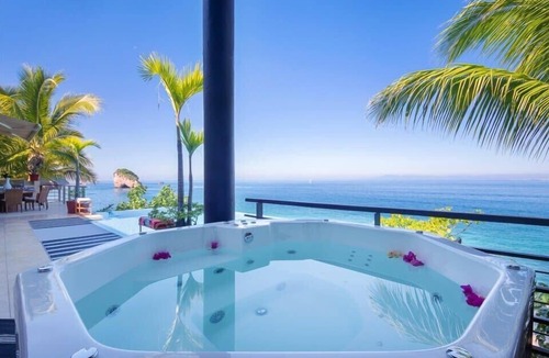 Mismaloya Villa | Luxury Villa -Private Jacuzzi - Ocean View