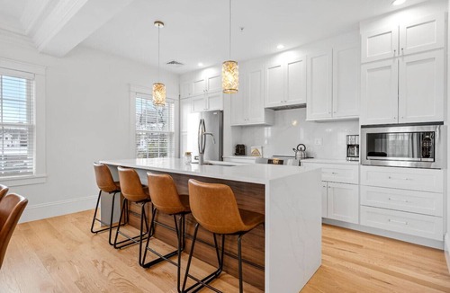 Westborough Apartment | Luxury Westborough Apartment For Extended Stays