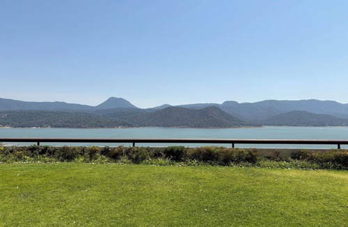 El Santuario House | Luxury with Lake View, Swimming Pool, Jacuzzi and Fitness Center