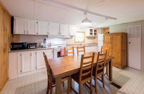 Madawaska House | Madawaska Wilderness Estate | 6-Building Sleep 30+