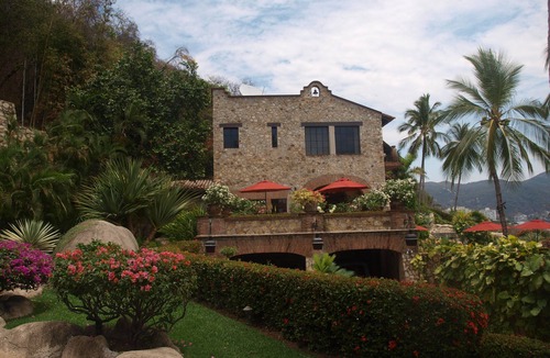 Magallanes House | Magnificent Villa, 7 min to beach. Access thru Hotel Villa Vera.24/7 security.