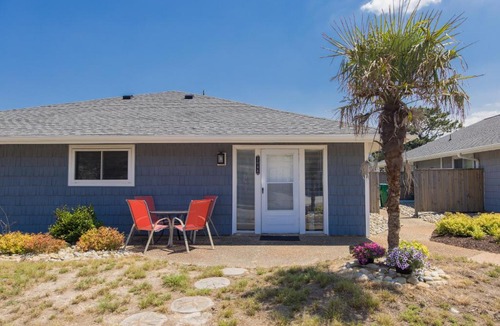 Northeast Virginia Beach House | Mai Kai 6A Condo North End Beach