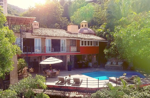 Alta Vista Villa | Majestic Tuscan Villa/Over ROMANTIC ZONE/Walk To Beach/Private w/Views/