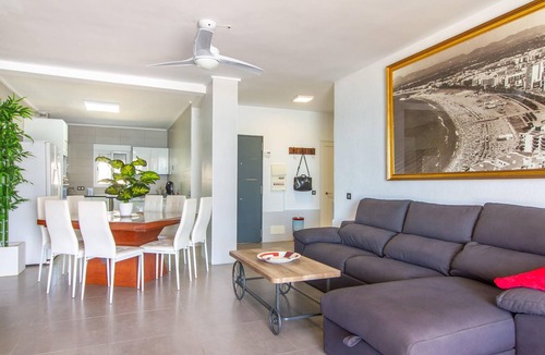 Vista de los Angeles-Rumina House | Make yourself at home in this paradisiacal vacation home and enjoy the tranquility.