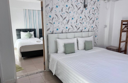 Nonthaburi Hotel | Malizon Hotel & Residences
