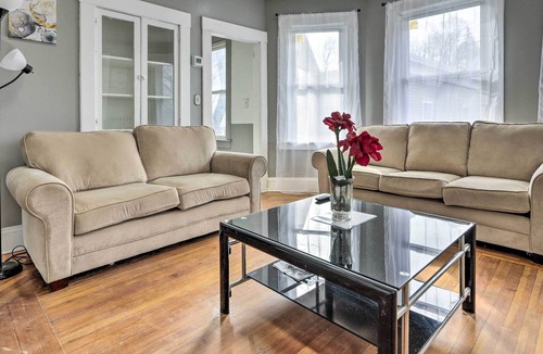 Center Apartment | Manchester Vacation Rental 10 Mi to Hartford!