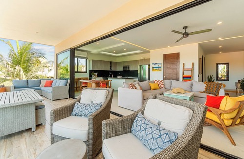 San Francisco Apartment | Manta Morada, San Pancho, Beachfront and Ocean views