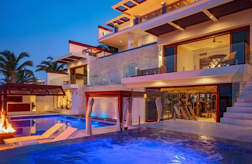 Pedregal Villa | Mantea Casa Cabo: Oceanfront & Fully Staffed Modern Luxury. Promos available.