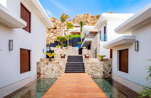 Pedregal Villa | Mantea Casa Cabo: Oceanfront & Fully Staffed Modern Luxury. Promos available.