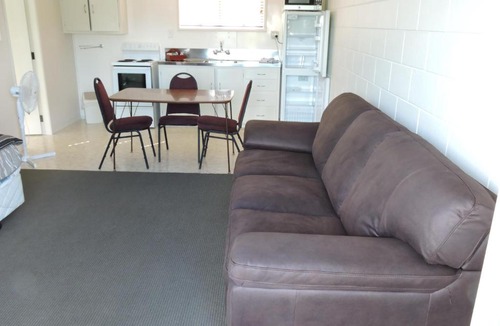 Matamata Hotel | Maple Lodge Motel