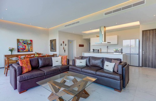 Flamingos Condo | Marítima Beach Condo, 2BR, Deluxe, 2 Pools, BBQ, Balconies & Great Amenities