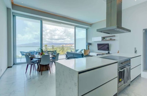 Flamingos Apartment | Marítima Luxury Beachfront w/2 Pools, Great Views